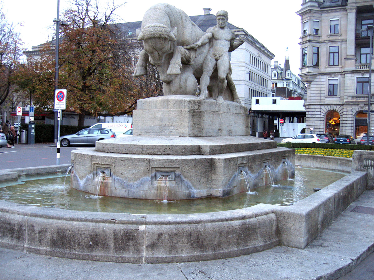 Geiserbrunnen *** 1911 *** Muschel-sandstein von Würenlos ***  *** Von Stadtbaumeister Arnold Geiser gestiftet und von Jakob Brüllmann entworfen. (Quellwassernetz)